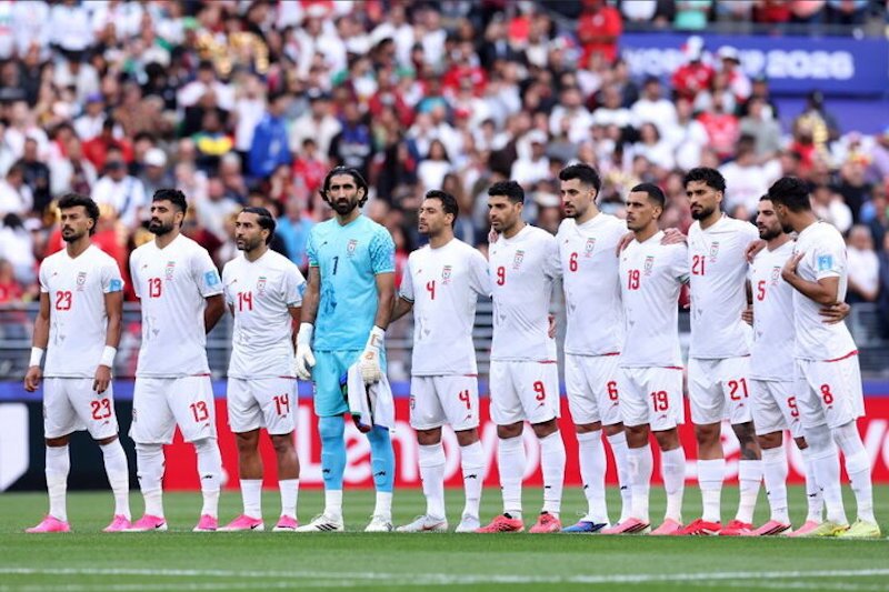 عکس | دفاع فوتبالیستها از #جنوب