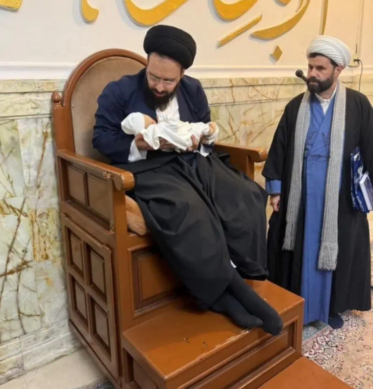 عکس: قاب متفاوت از سید علی خمینی عکس: قاب متفاوت از سید علی خمینی