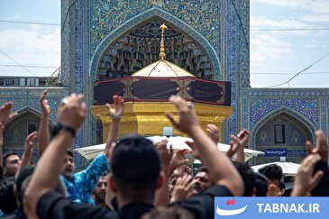 عکس:  اقامه عزای تاسوعای حسینی در بارگاه رضوی