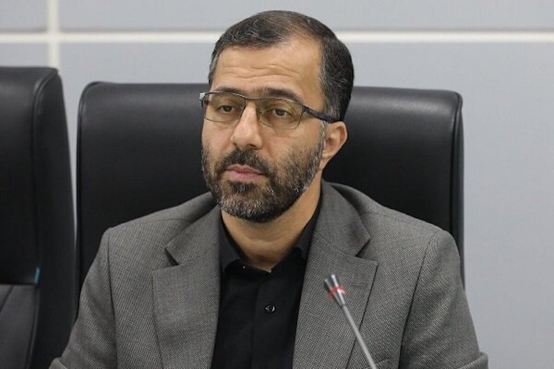 دولت فعلاً از اصلاح قیمت بنزین صرفنظر کرد