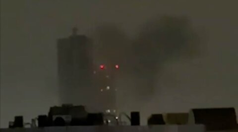 لحظه انهدام هدفی نزدیک سفارت اسرائیل در منانه
