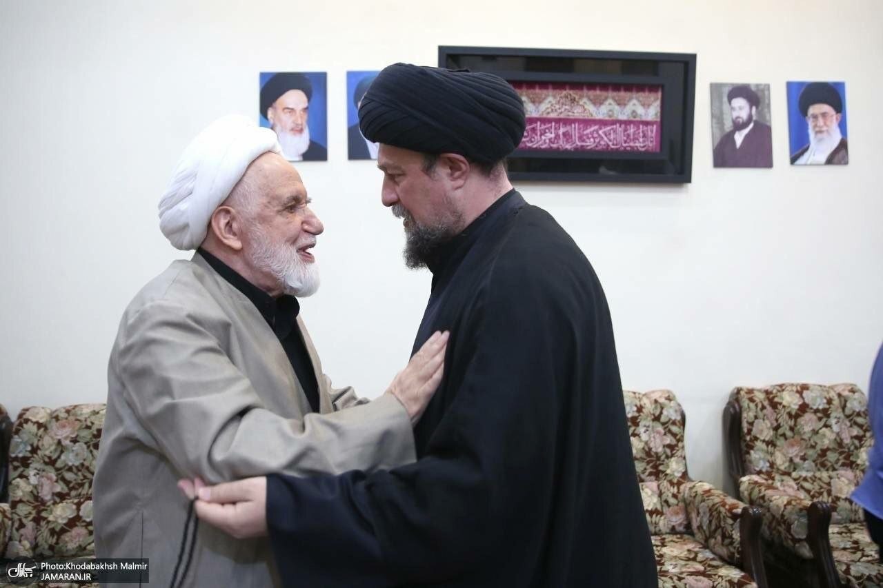 حضور مهدی کروبی در حرم امام خمینی (ره)