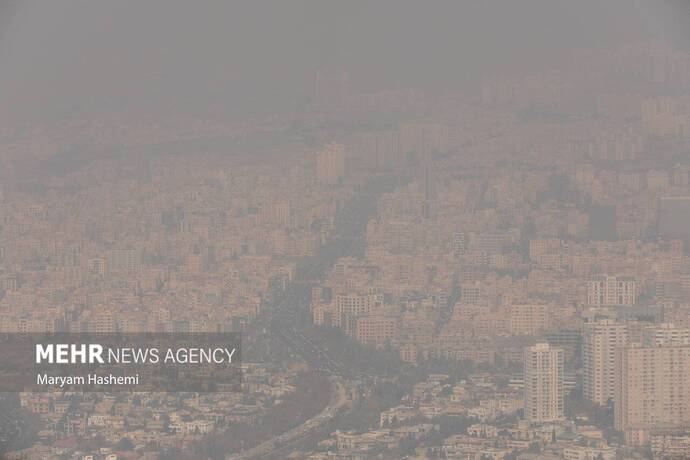 بنا بر اعلام شرکت کنترل کیفیت هوای تهران، روز چهاشنبه شاخص آلودگی هوای پایتخت روی عدد ۱۵۱ قرار دارد و کیفیت هوا در وضعیت قرمز و ناسالم برای تمام گروه‌ها است.