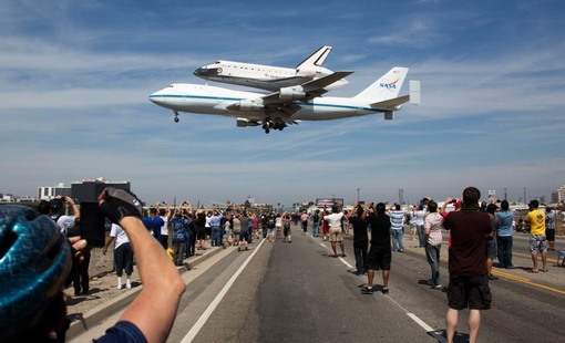 آخرین فرود اندیور
(AP Photo/NASA, Matt Hedges)