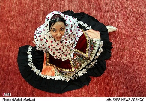 نمایشگاه صنایع دستی عشایر سراسر کشور
14 بهمن 1391