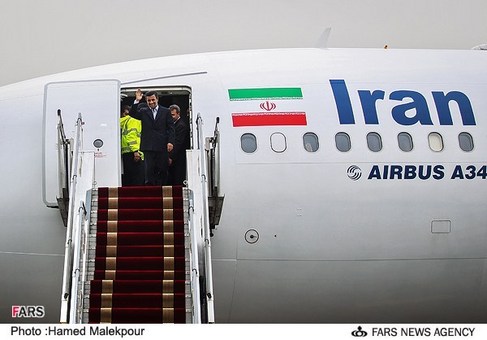 بازگشت محمود احمدی نژاد رئیس جمهور از ونزوئلا