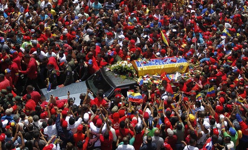 تشییع جنازه هوگو چاوز در کاراکاس
JORGE DAN LOPEZ/REUTERS
