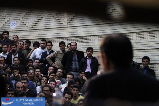 حضور دکتر محسن رضایی در جلسه پرسش و پاسخ با دانشجویان دانشگاه شیراز