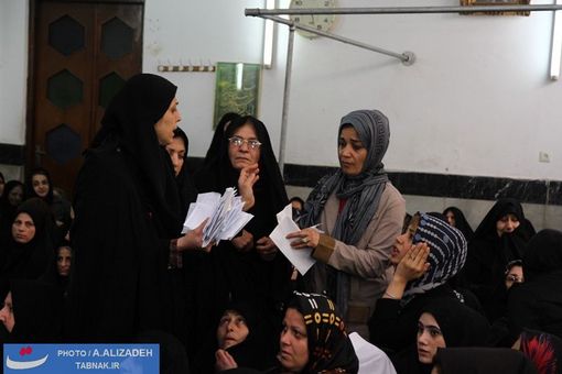 مسجد انقلاب(احسان بخش) محله حاجی آباد- جمع آوری دستنوشته های حاوی مشکلات مردم