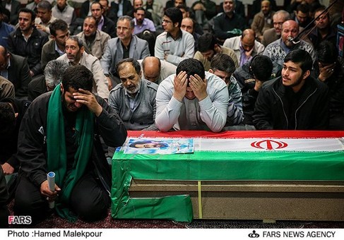 مراسم تشییع پیکر سردار شهید احمد پاریاب در حسینیه شهدای علقمه، پنجشنبه ۲۴-۱۲-۹۱
