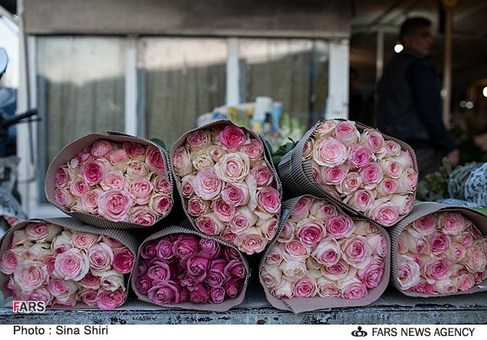 بازار گل محلاتی