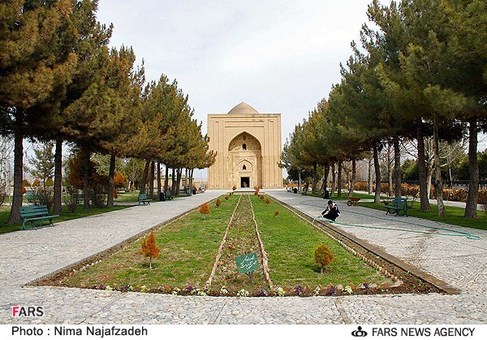 کاخ تاریخی هارونیه در استان خراسان