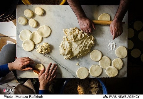 کارگاه پخت کلوچه سنتی فومن. دوشنبه 5 فروردین 1392