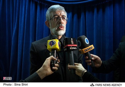 نشست خبری غلامعلی حداد عادل، یکی از اعضای ائتلاف 1+2 در روز شنبه با حضور خبرنگارها برگزار شد.
شنبه 24 فروردین 1392

