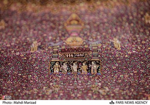 رونمایی از فرش نفیس پرسپولیس		یکشنبه 2 تیر 1392