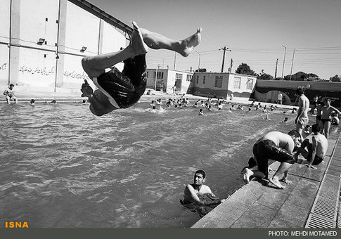 شنا در گرمای تابستان &ndash; قزوین