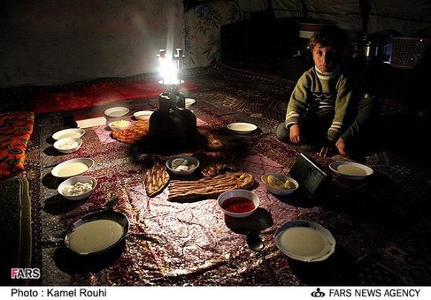 سفره افطار عشایر