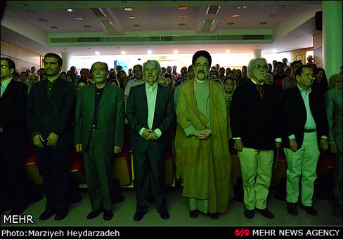 مراسم جشن تولد هشتاد سالگی داوود رشیدی با حضور سید محمد خاتمی، داریوش شایگان  و اهالی سینما برگزار شد.
چهارشنبه ۲۶ تیر ۱۳۹۲
