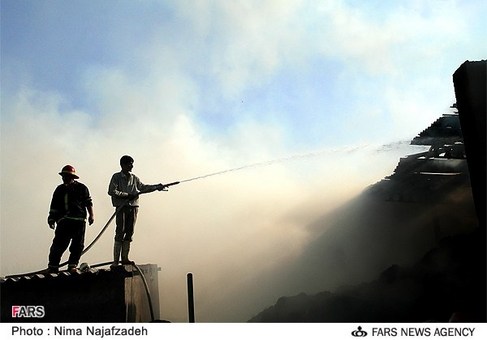 آتش سوزی در دامداری شهر گلبهار مشهد
شنبه 29 تیر 1392
