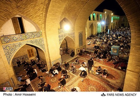 مراسم احیا شب نوزدهم ماه مبارک رمضان در اصفهان