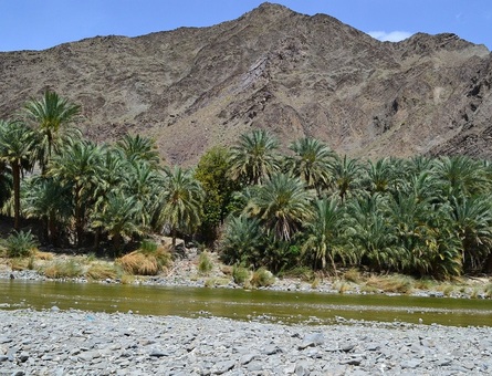 عکس شمار ه 2 : رودخانه ی سرباز