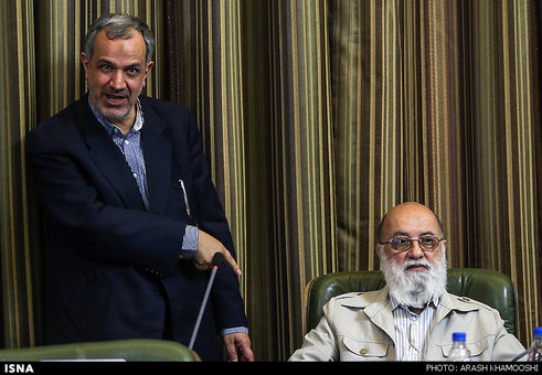 احمد مسجد جامعی به ریاست ده ساله مهدی چمران در شورای شهر تهران پایان داد تا بار دیگر یک اصلاح&zwnj;طلب بر مسند ریاست شوراش شهر تهران تکیه زند.