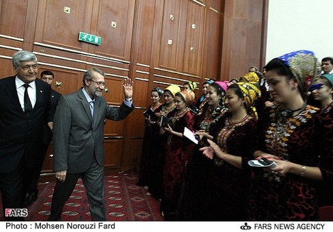 حضور علی لاریجانی رئیس مجلس شورای اسلامی در دانشگاه مختومقلی ترکمنستان
شنبه 16 شهریور ماه 1392
