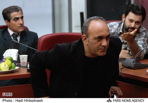 بازدید کمیسیون فرهنگی مجلس از پشت صحنه سریال معمای شاه
سه&zwnj;شنبه 16 مهر ماه
