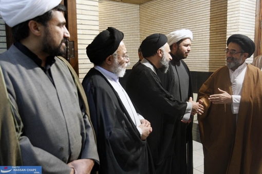 حجت الاسلام موسوی لاری در مجلس ترحیم همسر آیت الله حائری شیرازی در مسجد نور تهران