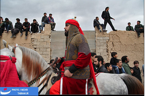 کاروان عزاداران حضرت اباعبدالله در خمینی شهر اصفهان