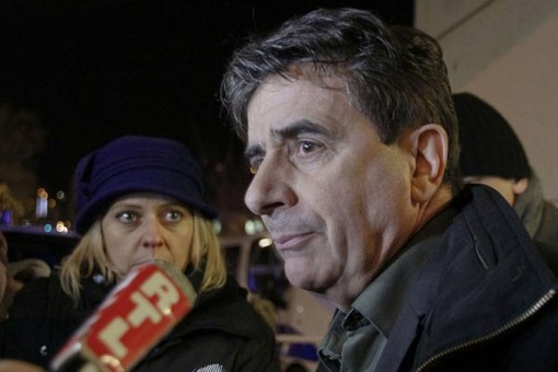 ژاک مارک هم در بیرون بیمارستان به سوالات خبرنگاران پاسخ داد