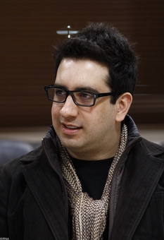 امید حاجیلی 