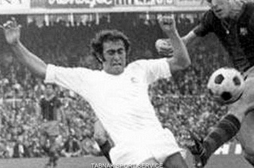 خوزه آنتونیو پیری / این بازیکن سال ۶۴ به رئال پیوست و تا سال ۸۰ در این تیم حضور داشت. او نیز همچون ژاوی، ۲۷ بار در ال کلاسیکو به میدان رفته است.