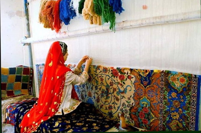  احیای کارگاه‌های قالبی بافی ـ جشن رنگ یک ایرانی 