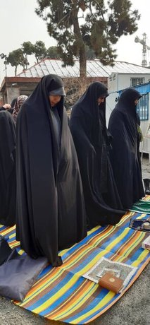 حضور خانواده شهدای آتش‌نشان مقابل پلاسکو + عکس
