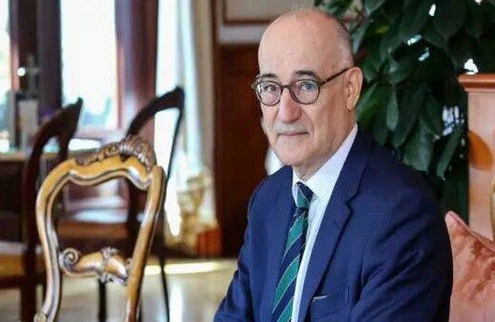 دراگو اشتامبوک