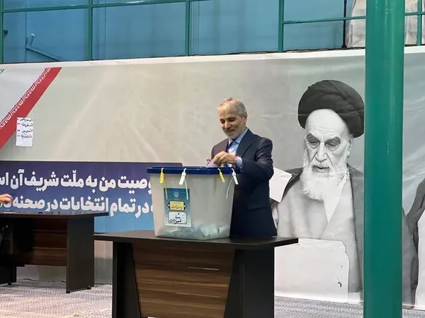 محمدباقر نوبخت رییس سازمان برنامه و بودجه در دولت سابق و دبیرکل حزب اعتدال و توسعه