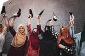 این عکس از زنان افغان برنده جایزه صلح شد