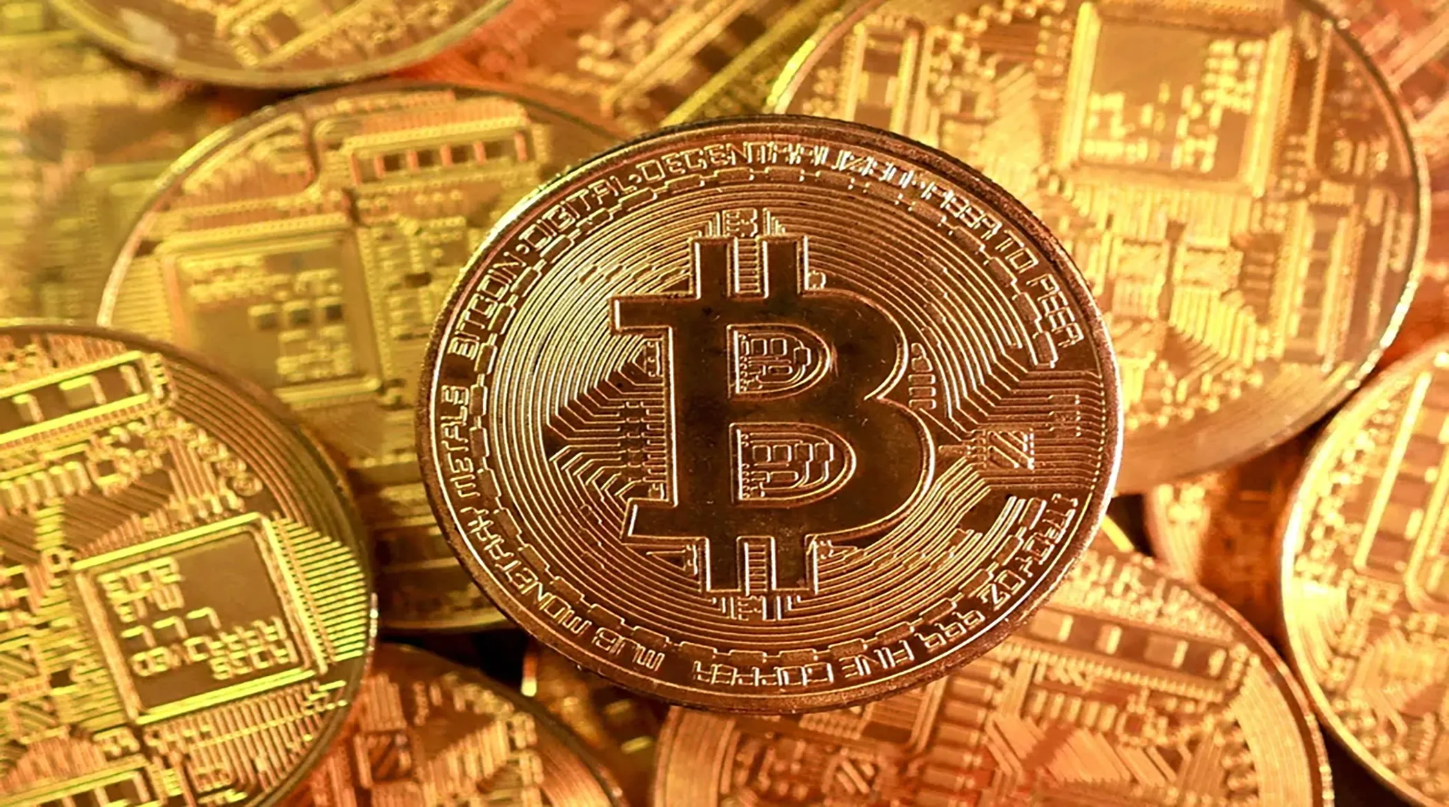 بیت‌کوین؛ پول دیجیتال آینده یا تهدیدی برای سیاره؟
