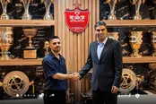محمد عمری ۳ سال دیگر با پرسپولیس