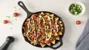 طرز تهیه ناچوی تابه‌ای با چیلی گوشت