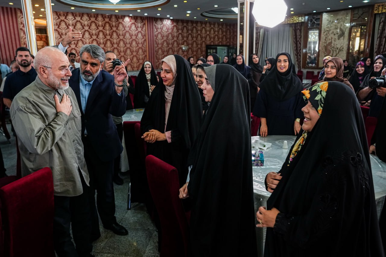 قالیباف درجمع خبرنگاران پارلمانی به مناسبت روز خبرنگار