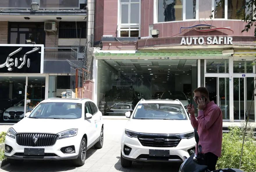 چرا واردات خودرو نتوانست قیمت بازار ایران را بشکند؟