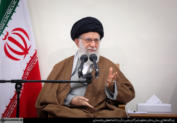 دیدار رهبری با کارگزاران حج