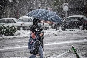برف و باران تا ساعتی دیگر میهمان پایتخت‌نشینان