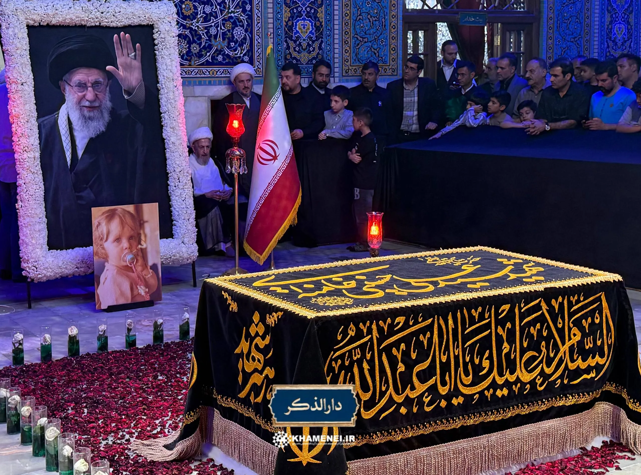 حضور آیت‌الله سبحانی در جوار مزار رهبر شهید انقلاب
