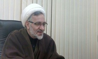 چهره سرشناسی که تا روز درگذشت، مراسم سالگرد رحلت پدر را ترک نکرد