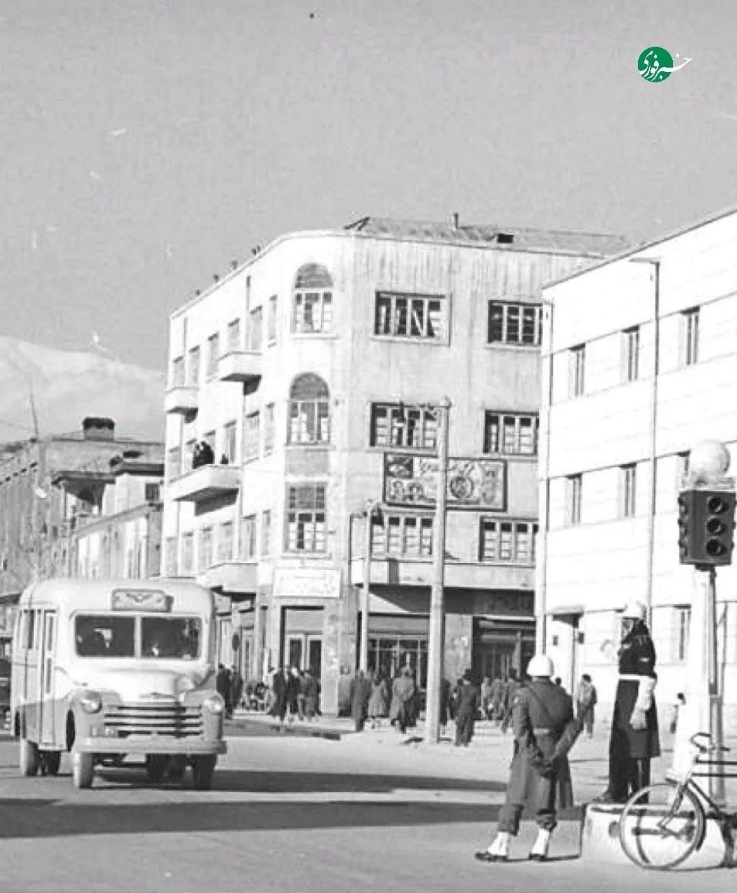 خیابان فردوسی تهران در اواخر دهه بیست