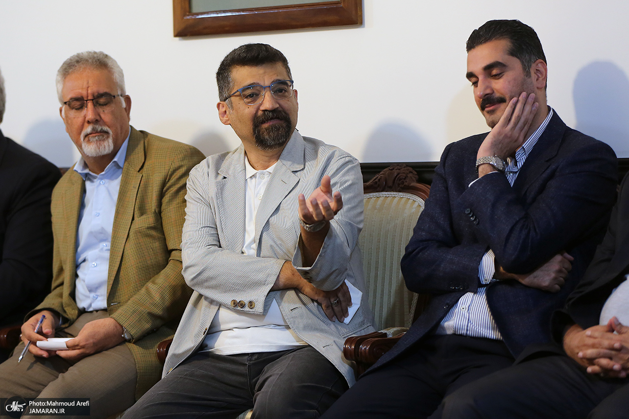 انتقادات بی پرده اهالی رسانه در دیدار با سید محمد خاتمی/ اصحاب رسانه به خاتمی چه گفتند؟! انتقادات بی پرده اهالی رسانه در دیدار با سید محمد خاتمی/ اصحاب رسانه به خاتمی چه گفتند؟!