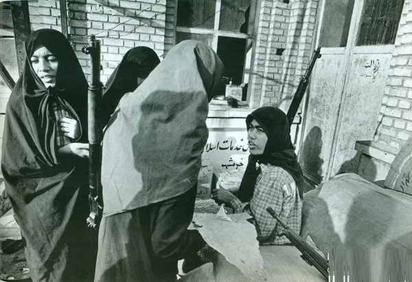 مسجد جامع خرمشهر - 3 مهر 1359 - عکاس: سعید صادقی